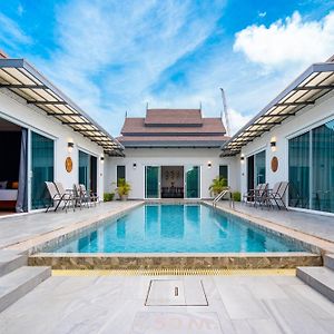 Phuket La Siesta Pool Villas & Pool Access Rooms